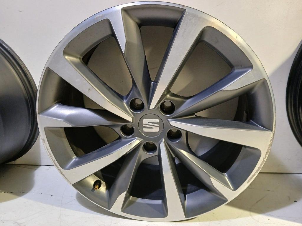 Velg Seat Leon, Van der Ven Autorecycling B.V., Gebruikt, Ettenseweg 76, 4706 PB Roosendaal, The Netherlands, Ophalen of Verzenden