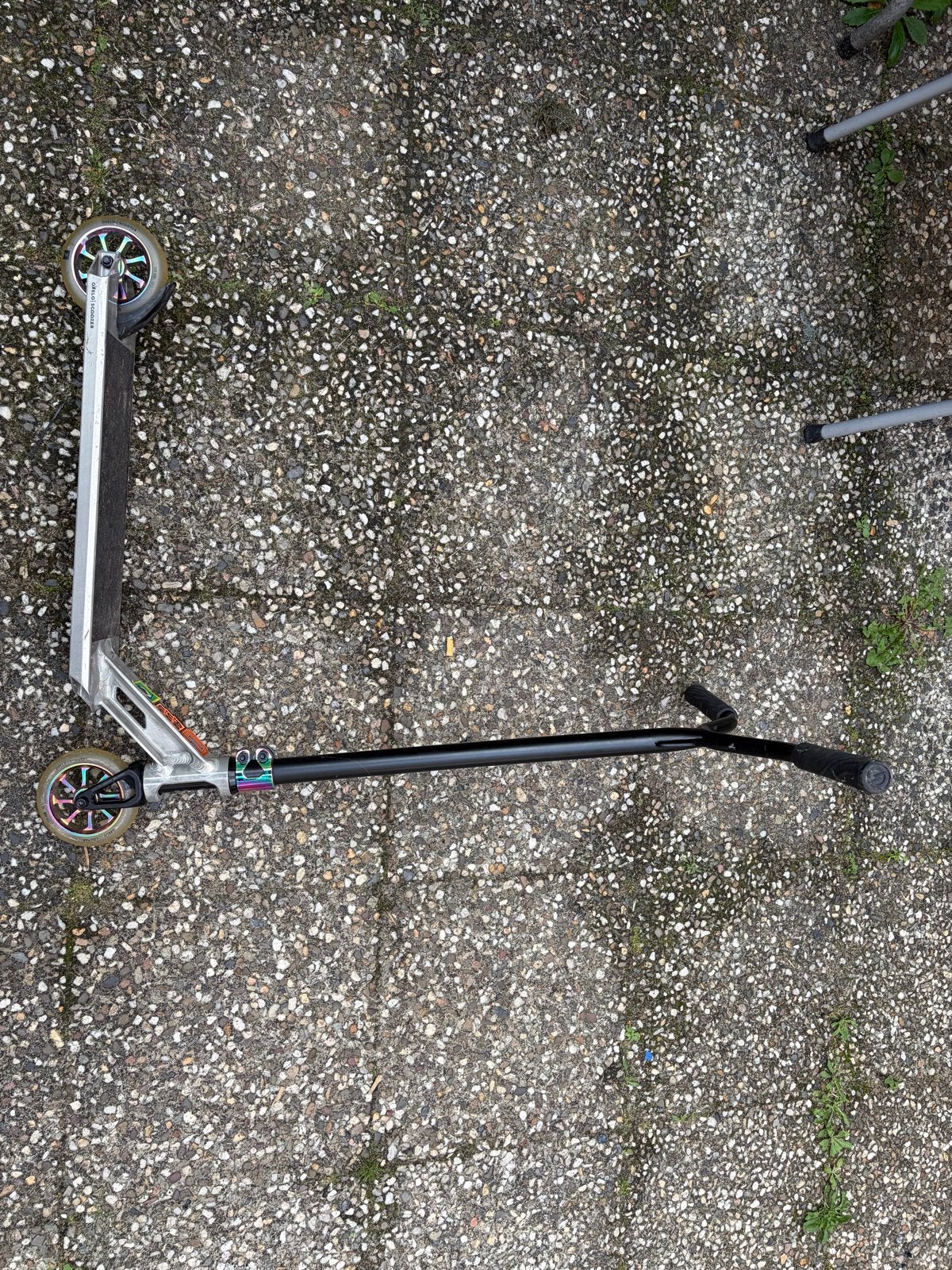 Stuntstep Oxelo Scooter met regenboog wielen, Fietsen en Brommers, Ophalen, Zo goed als nieuw, Gewone step