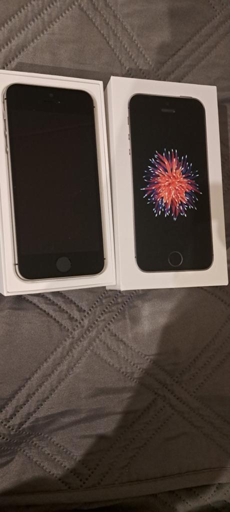 iPhone SE 2016 32GB, Ophalen, Zo goed als nieuw, 98 %, Zonder simlock