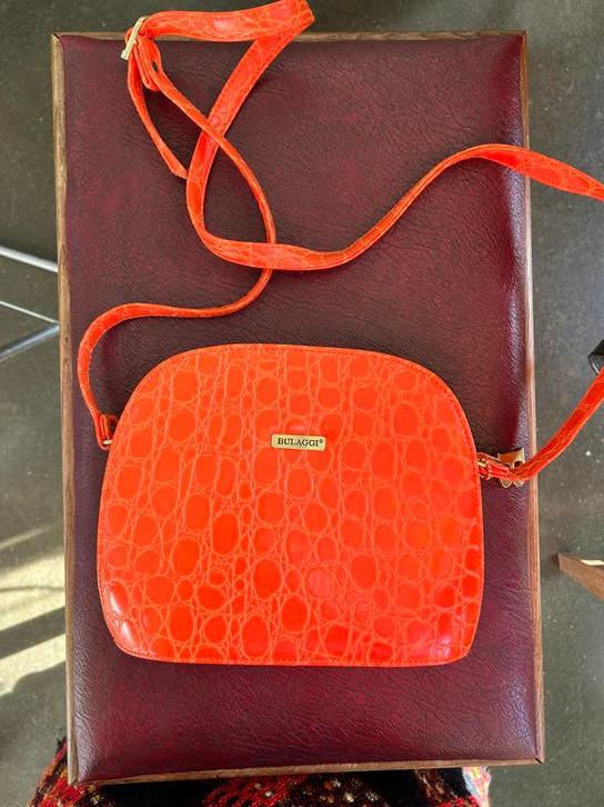Oranje schoudertas oranje tas kunst leer, Sieraden, Tassen en Uiterlijk, Tassen | Schoudertassen, Ophalen of Verzenden, Zo goed als nieuw