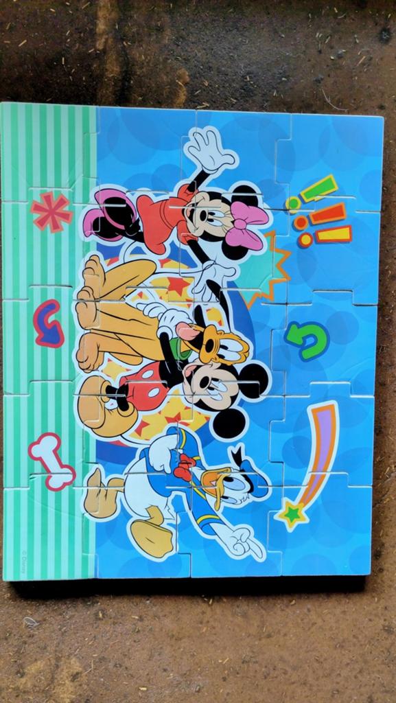 Disney kinderpuzzel gratis, Ophalen of Verzenden, 10 tot 50 stukjes, Gebruikt, 2 tot 4 jaar