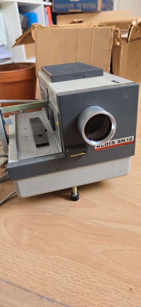 Vintage Aldis SN 12 Diaprojector - Functioneel, Audio, Tv en Foto, Diaprojectors, Ophalen