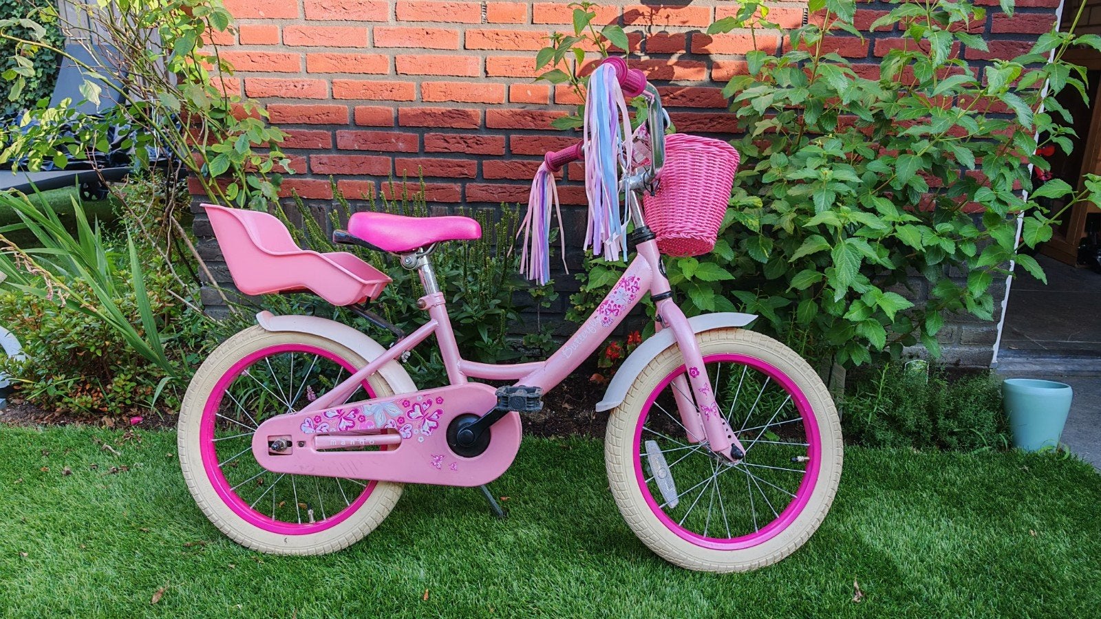 Roze kinderfiets 16 inch met mandje en poppenzitje, Fietsen en Brommers, Fietsen | Kinderfietsjes, Ophalen, Terugtraprem, Nogan