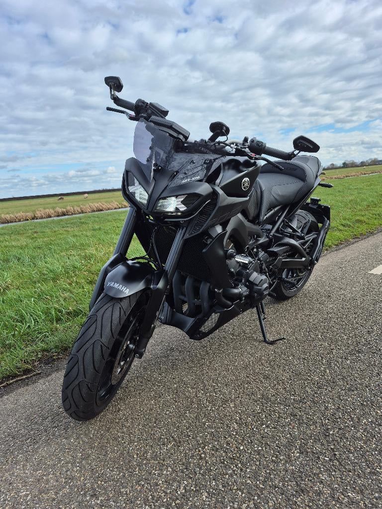 Yamaha MT-09 Bouwjaar 2017 15.450 km, Motorrijbewijs A, Handvatverwarming, 3 cilinders, Particulier