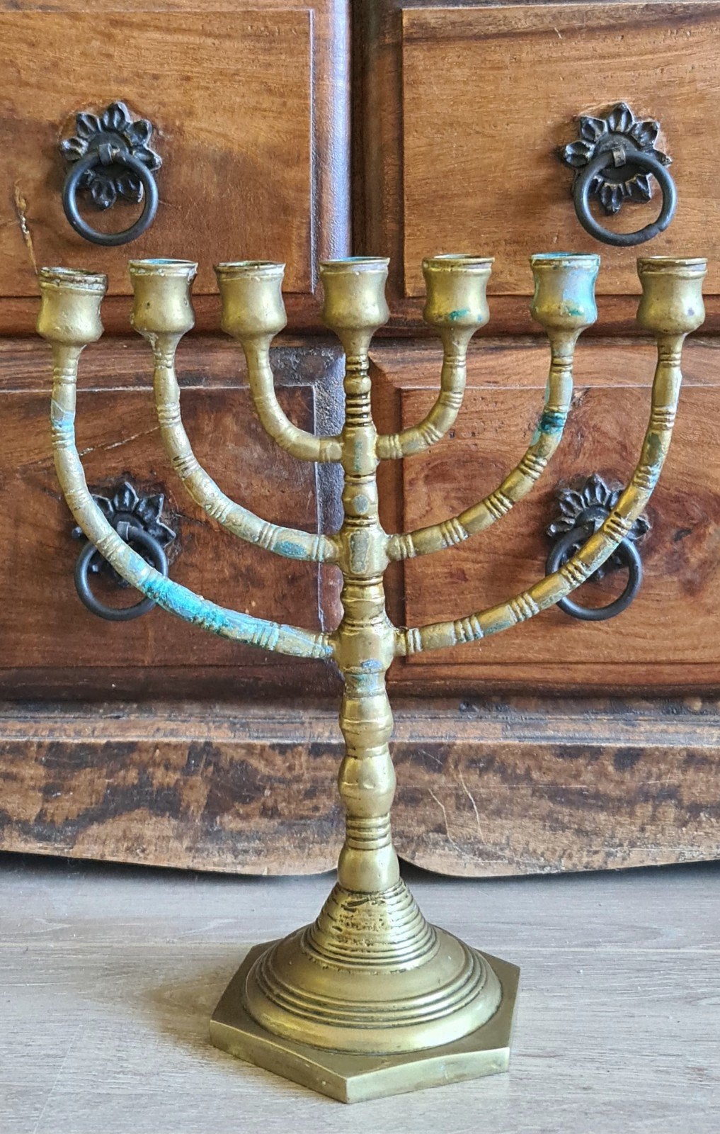 Antieke koperen Menorah kandelaar, Antiek en Kunst, Antiek | Kandelaars, Ophalen of Verzenden