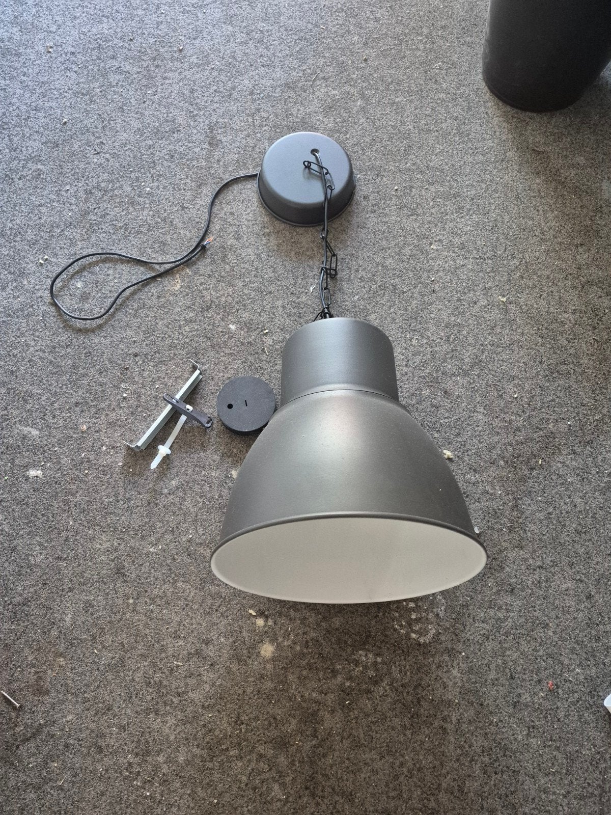 Grote industriële hanglamp - Grijs metaal, Huis en Inrichting, Gebruikt, Metaal, Industrieel, E27 (groot)