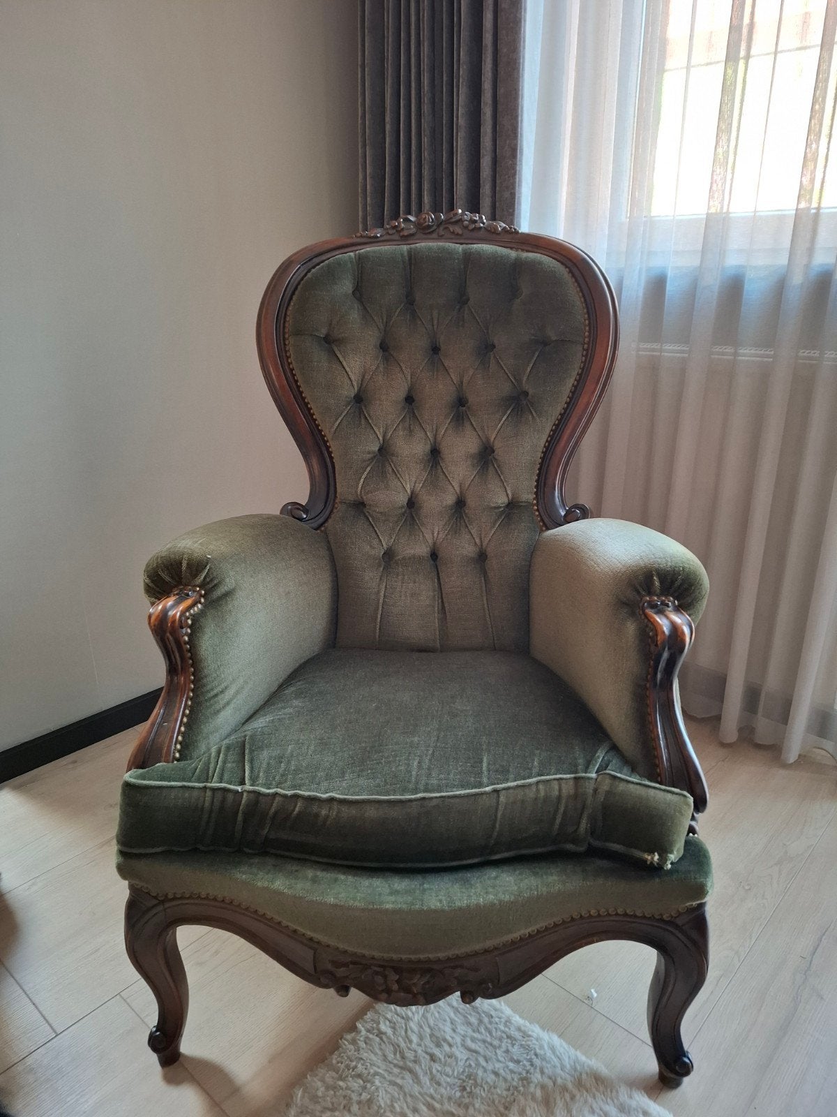 Antieke fauteuil - Groen fluweel met houtsnijwerk, Ophalen
