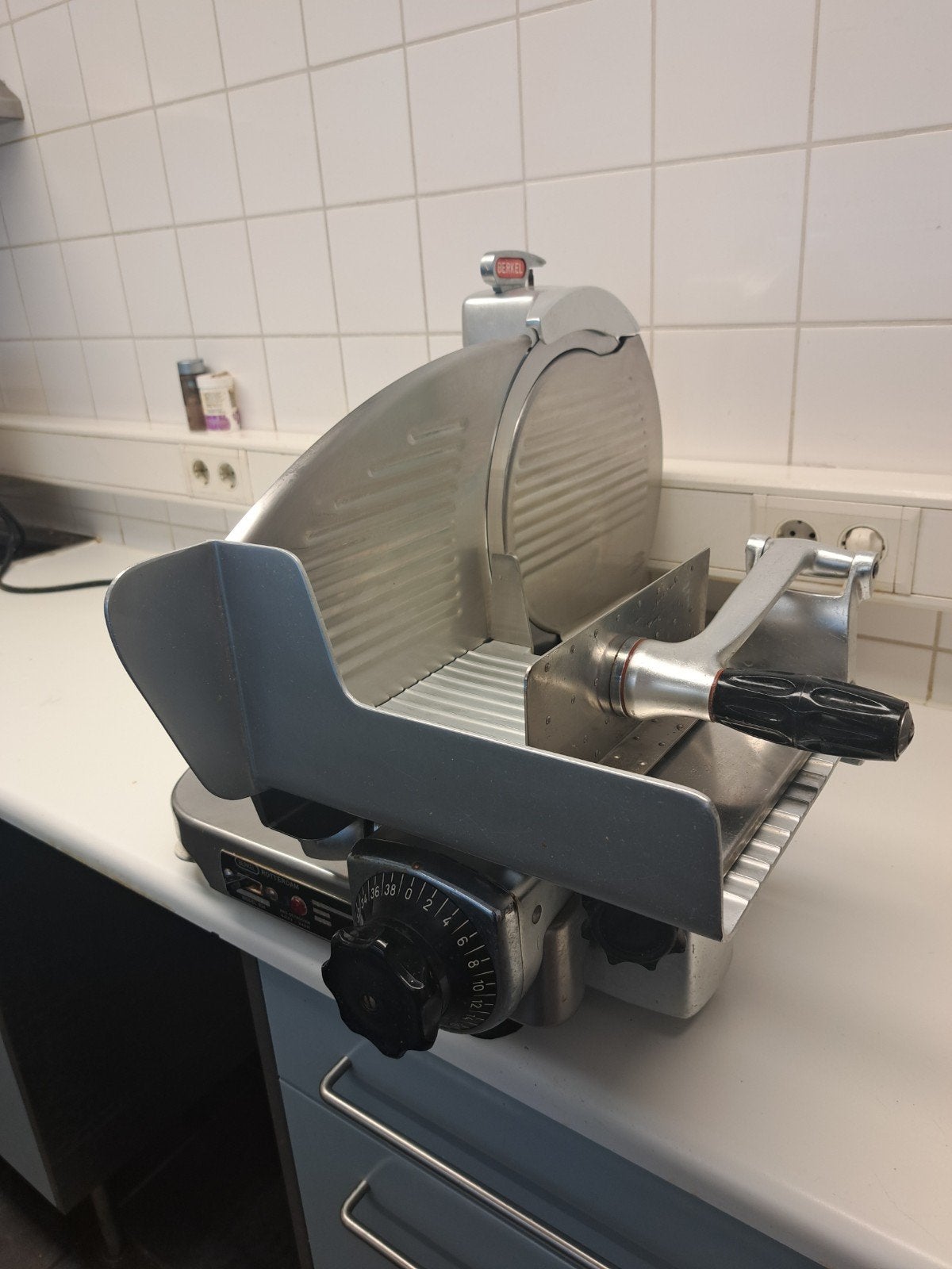 Berkel Vleeswarensnijmachine Model 834 - Gebruikt, Huis en Inrichting, Ophalen, Gebruikt