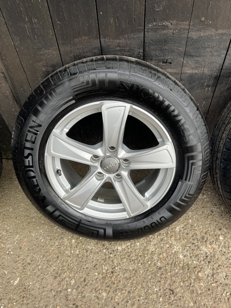 Nieuw! Audi Q3 Q5 Volkswagen Tiguan Caddy 5x112 16” zomerset, Auto-onderdelen, Banden en Velgen, Niet ingevuld, 16 inch, Banden en Velgen
