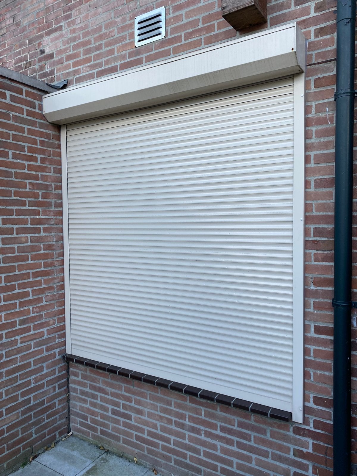 Rolluiken, Doe-het-zelf en Verbouw, Rolluiken, Ophalen, Gebruikt, 200 cm of meer, 150 tot 200 cm