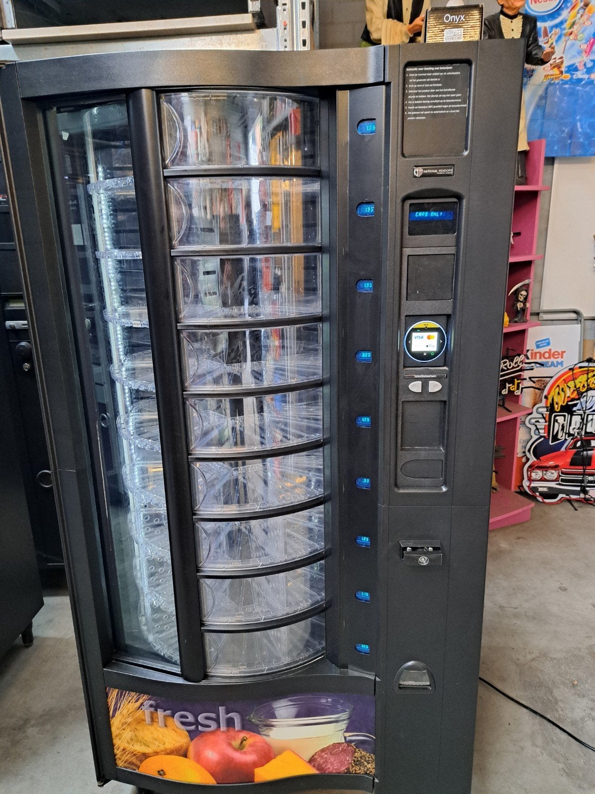maaltijden automaat gekoeld, Ophalen