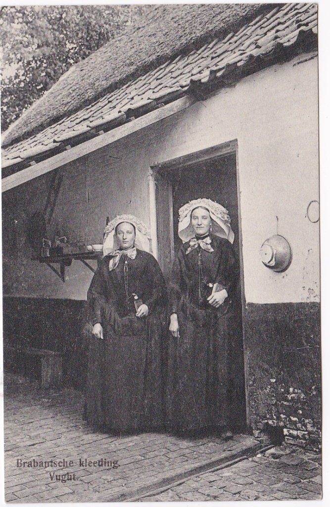Vught Brabantsche kleeding ca. 1918 (mooie Brabant Poffers), Ophalen, Voor 1920, Ongelopen, Noord-Brabant