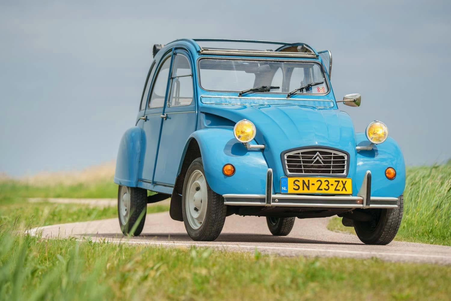 Citroen 2 CV 6 Club, Voorwielaandrijving, 2CV, Blauw, Origineel Nederlands