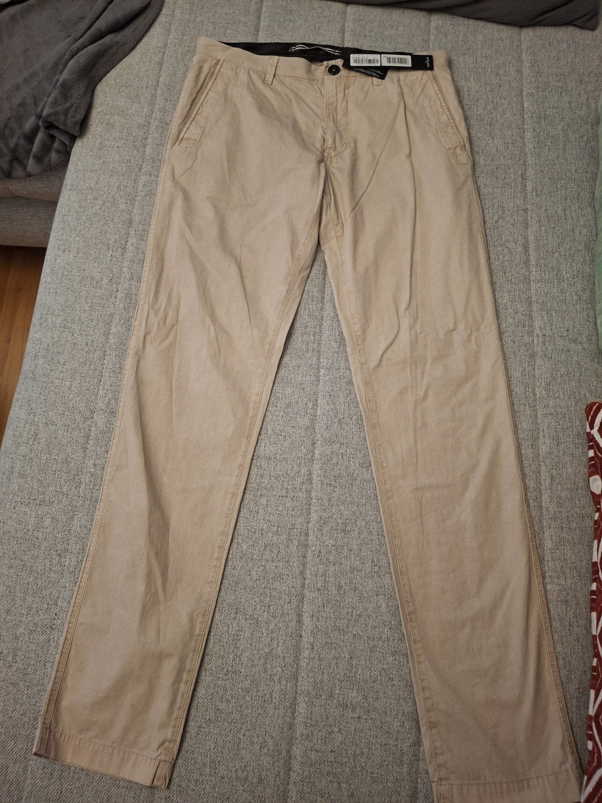 Stone Island Chino Broek - Nieuw met labels, Kleding | Heren, Broeken en Pantalons, Nieuw, Maat 48/50 (M), Beige, Ophalen of Verzenden
