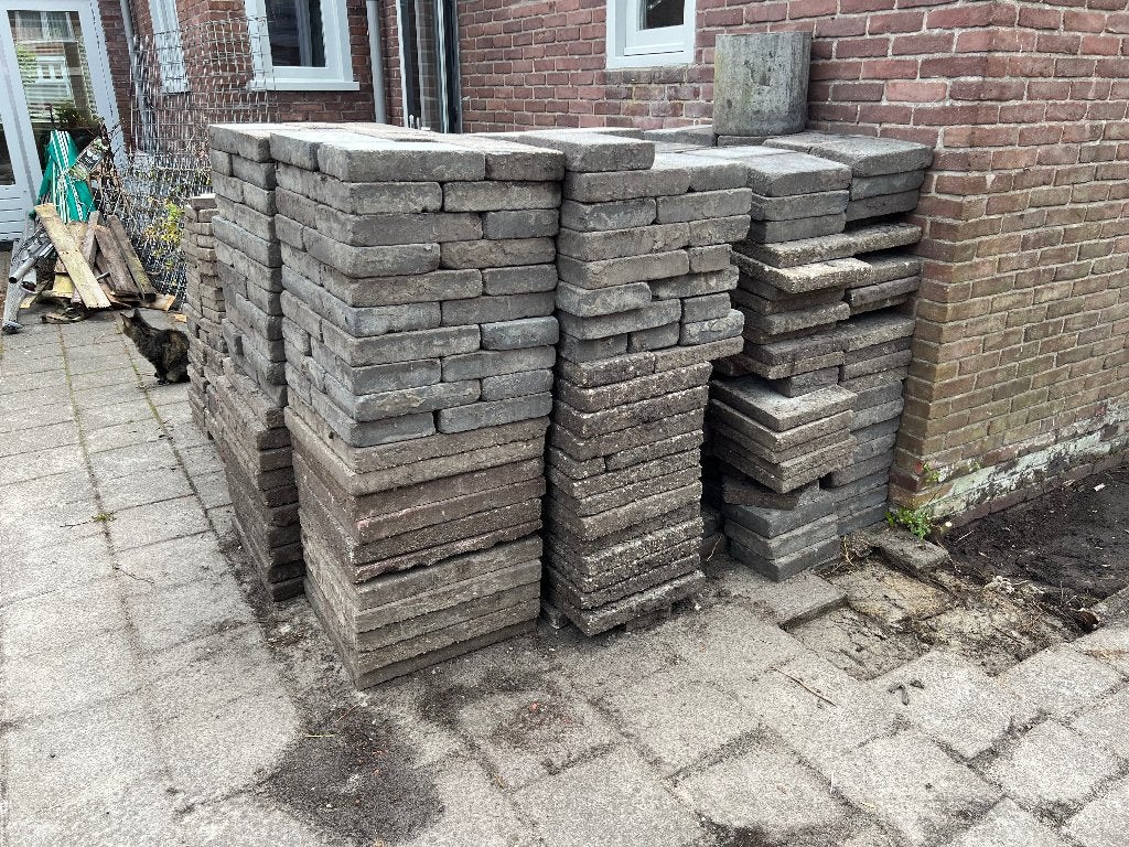 Gratis!! Ca 50m2 aan bestrating, Ophalen, Gebruikt, 10 m² of meer, Beton