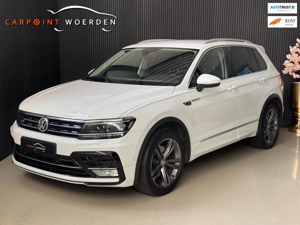 Volkswagen Tiguan 2.0 TDI 4Motion R-LINE | 190PK | VIRTUAL |, Automaat, Gebruikt, Automatische klimaatregeling, Wit
