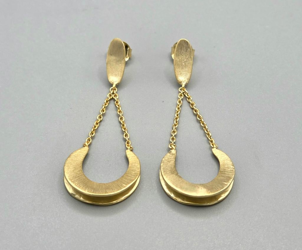 Goud op zilver design oorbellen. 2026/217.