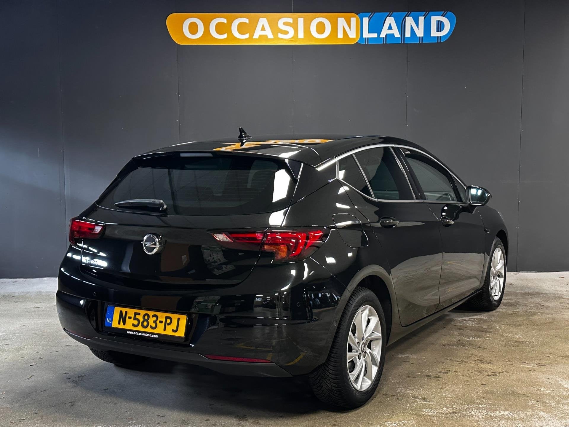 Opel Astra 1.2 Business Elegance|NAP|LED|CRUISE|STOELV|STUUR, Auto's, 1350 kg, Gebruikt, 1199 cc, Origineel Nederlands