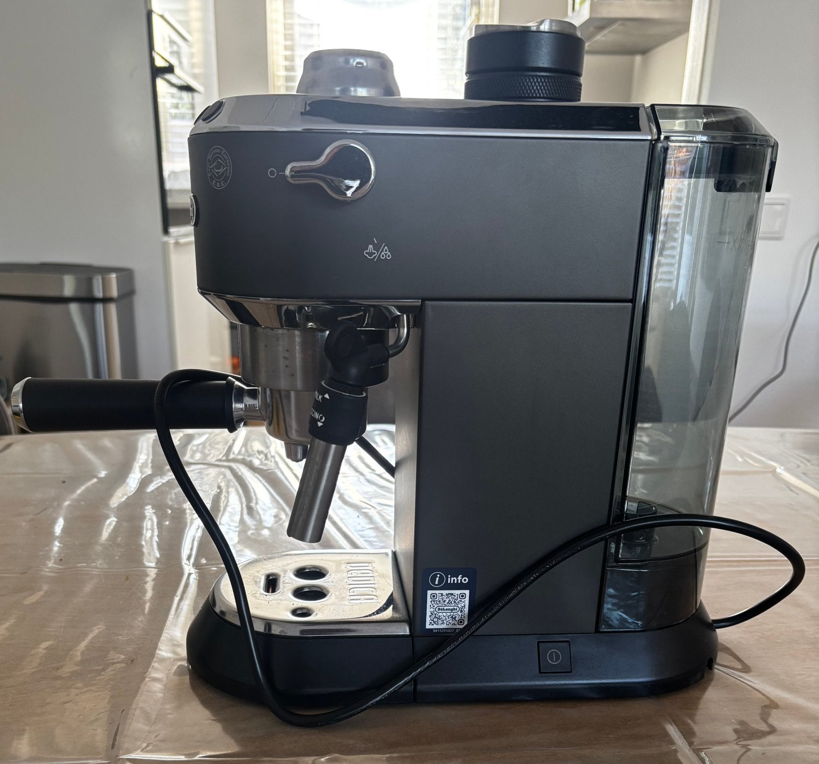 Delonghi Dedica Style, Ophalen, Koffiemachine, Gemalen koffie, Zo goed als nieuw