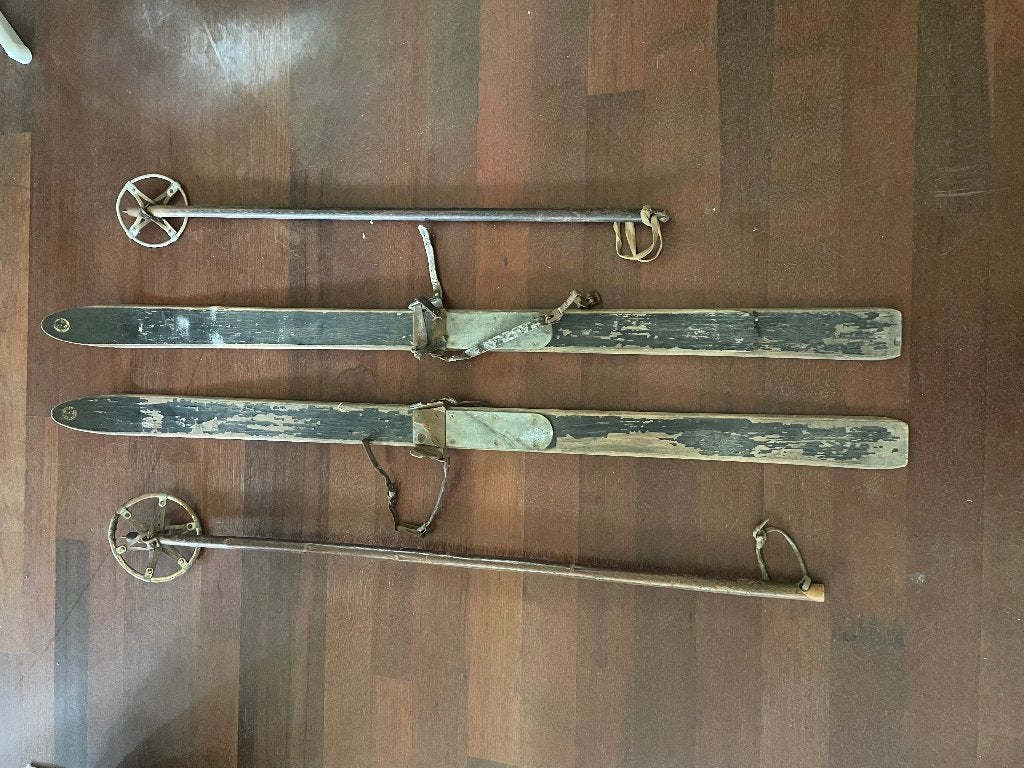Oude vintage ski’s met stokken, Ophalen of Verzenden
