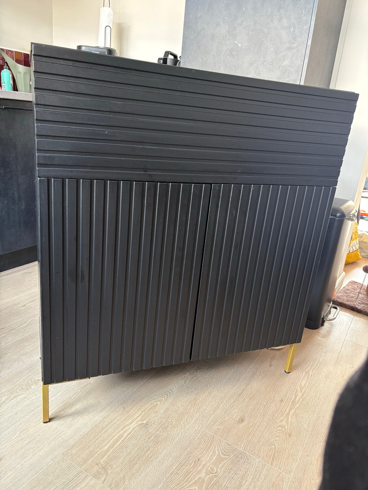 Zwart dressoir met gouden poten, Ophalen, Gebruikt
