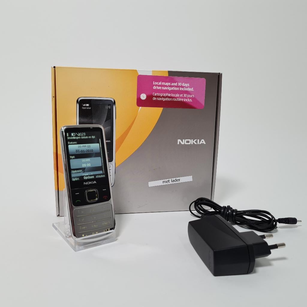 Nokia 6700c | 6700 Classic | Mobiele Telefoon met Lader, Ophalen of Verzenden, Gebruikt, 3 tot 6 megapixel, Overige kleuren