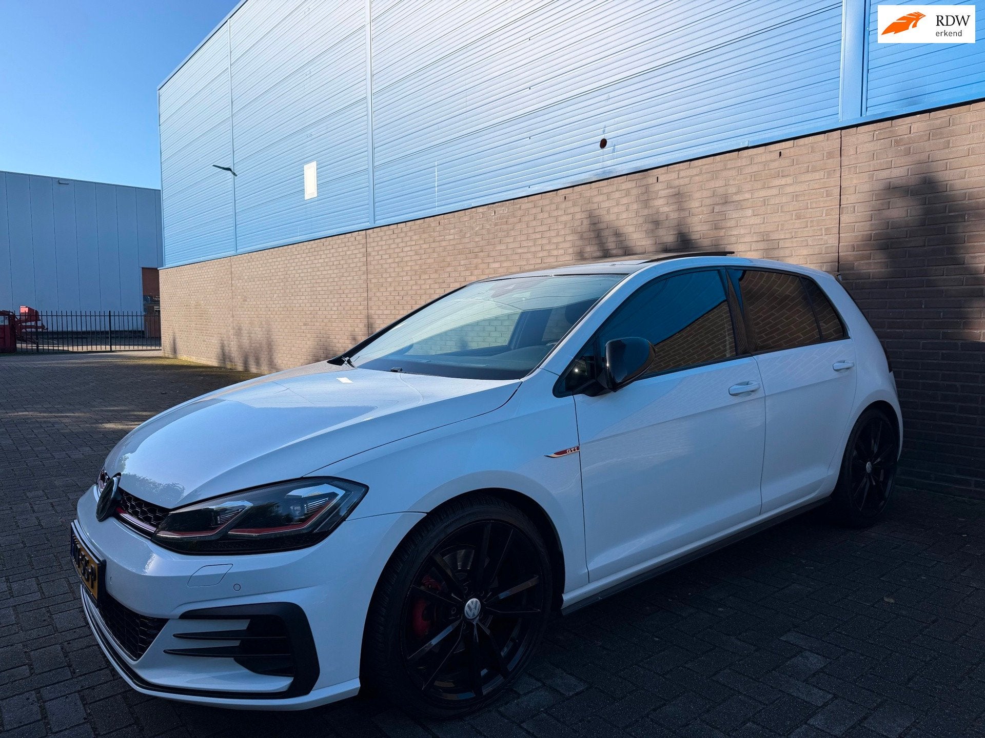 Volkswagen GOLF 2.0 TSI GTI Performance Business | Pano | Ca, Dealer onderhouden, Gebruikt, Euro 6, 4 cilinders