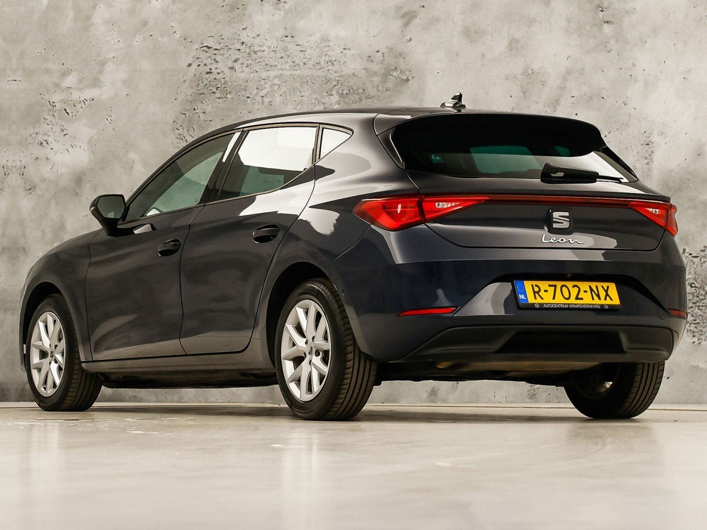 SEAT Leon 1.0 eTSI Intense Sport Automaat (VIRTUAL COCKPIT,, 12 maanden, Stof, Gebruikt, 23 km/l