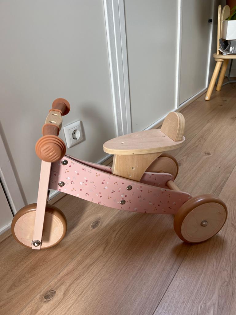 Little Dutch Houten Loopfiets Roze met Bloemetjes, Ophalen, Zo goed als nieuw, Loopfiets