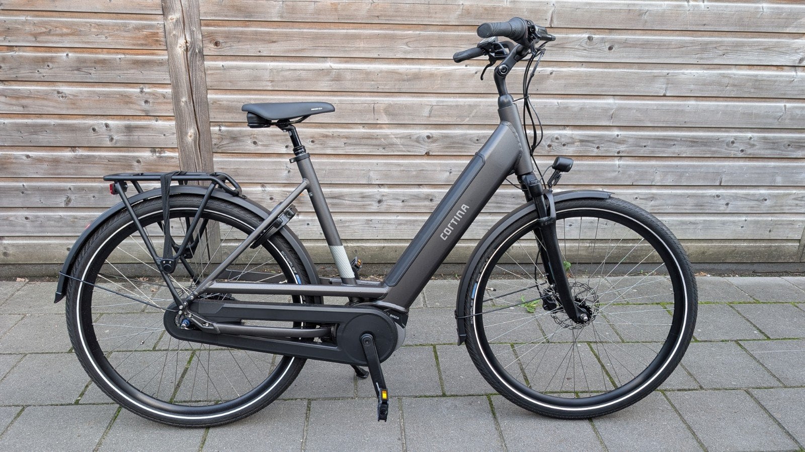 Cortina E-Fello electrische fiets Z.G.A.N 80km gefietst, Ophalen, Zo goed als nieuw, Cortina, 50 km per accu of meer