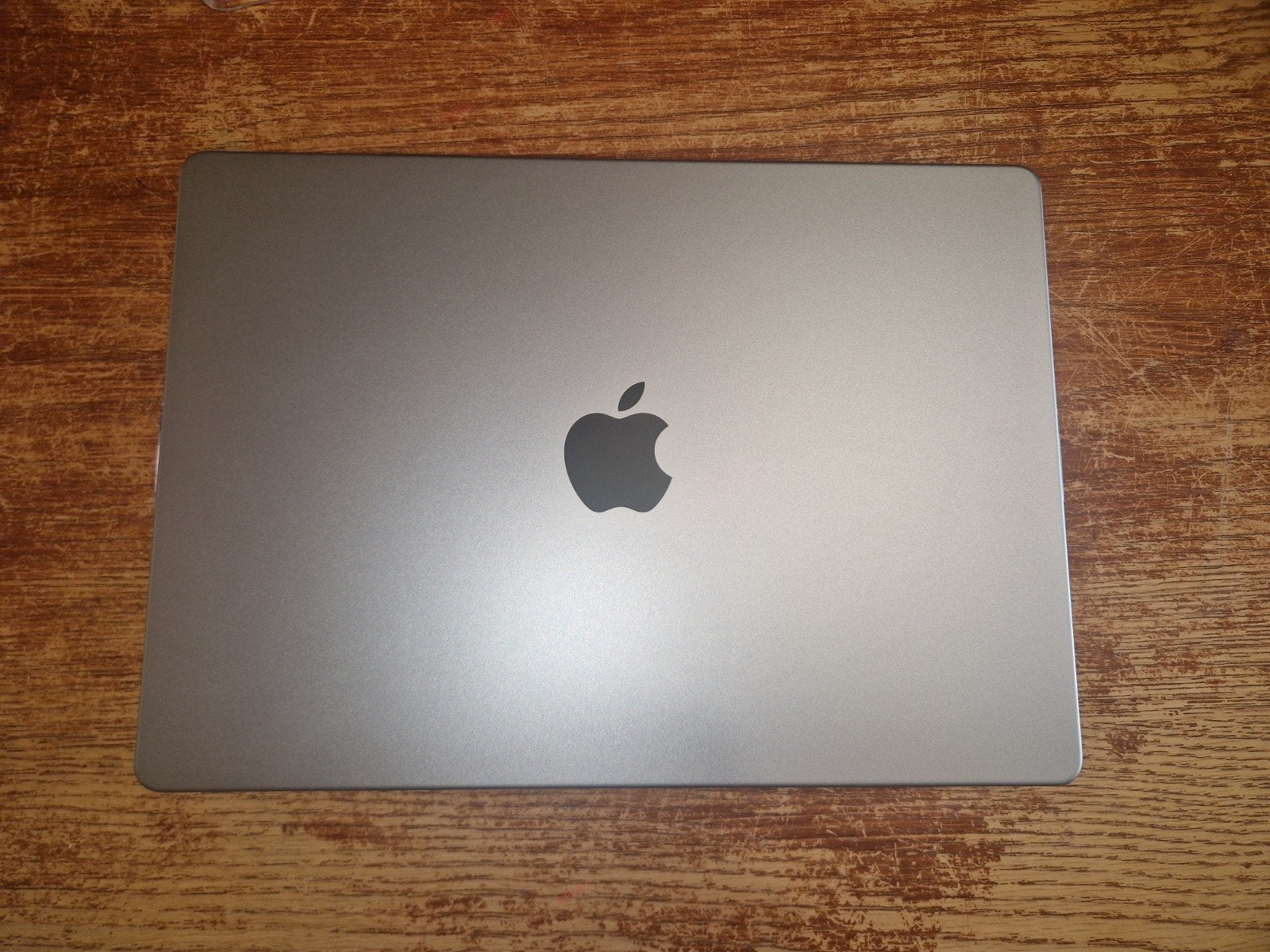 Foto 10 van MacBook Pro M1 2021 14 inch 16GB/512GB - Zo goed als nieuw