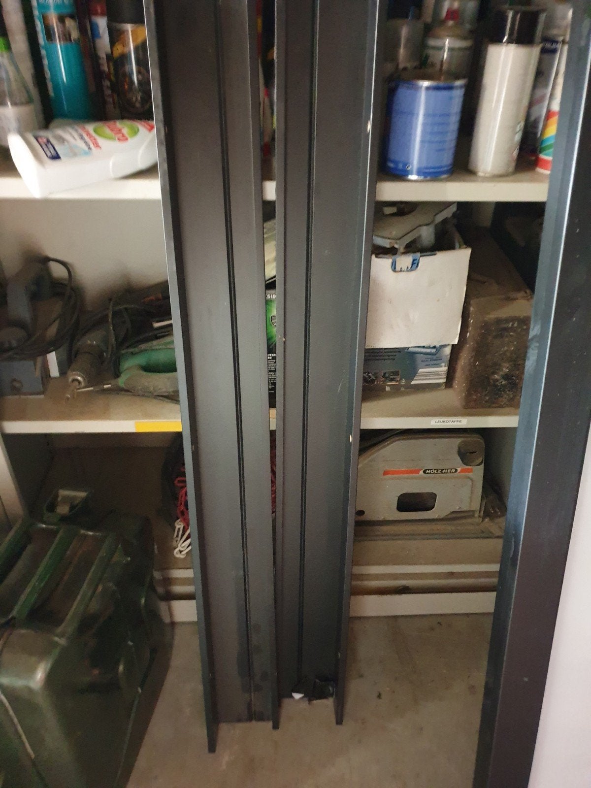2 schappen, Ophalen of Verzenden