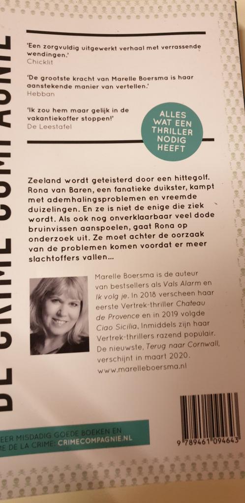 boek thriller, stil water, Boeken, Ophalen of Verzenden