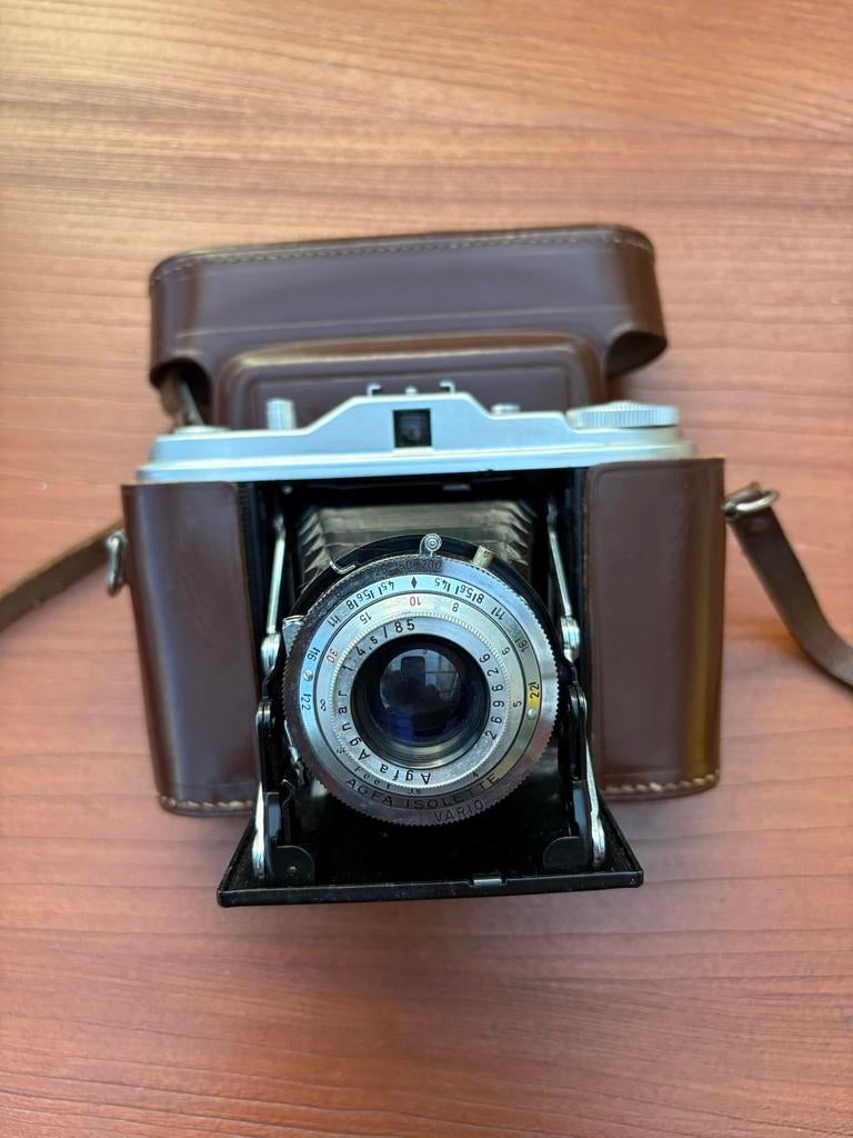 Vintage Agfa Isolette opvouwbare camera met leren tas, Ophalen of Verzenden, Gebruikt, Compact, Overige Merken