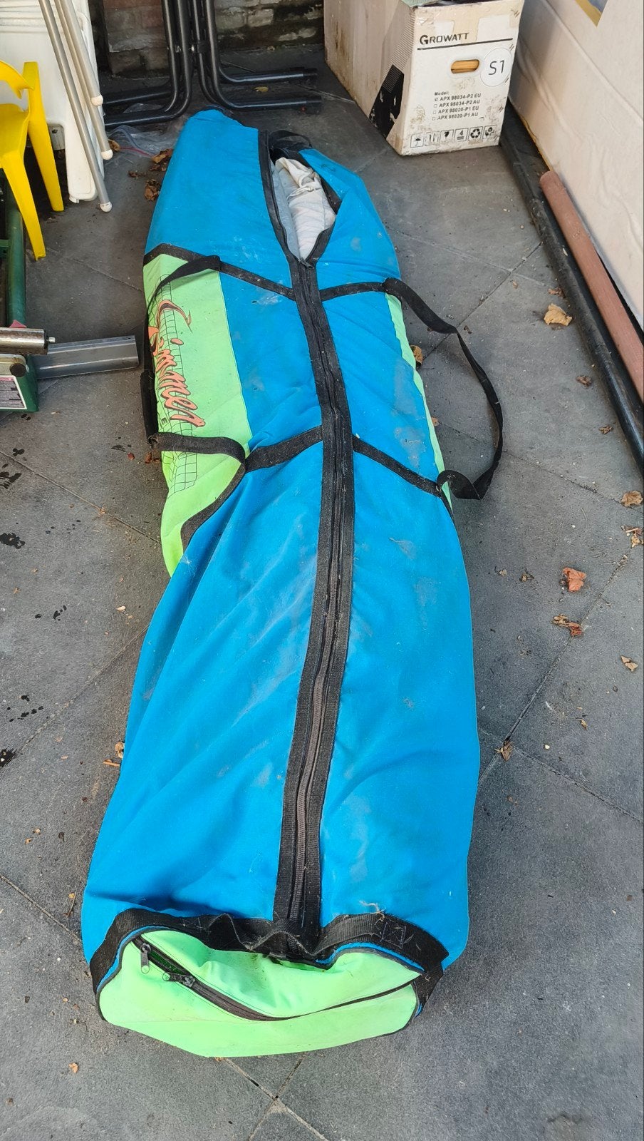 Foto 4 van Gebruikte surfplank met 2 zeilen - Complete set