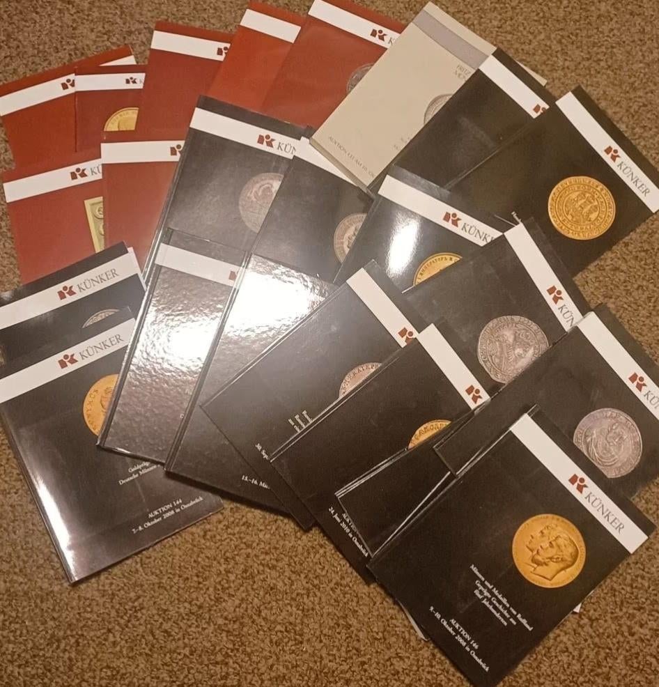 XL partij Kuenker munt veilingcatalogi 23 stuks!, Ophalen of Verzenden, Boek of Naslagwerk