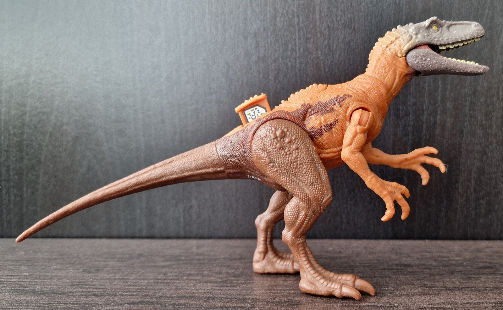 Jurassic World Dino Trackers Herrerasaurus, Ophalen, Gebruikt