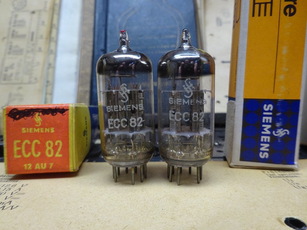 matched paartje ECC82 zilverplate van siemens . 12AU7 ., Ophalen of Verzenden