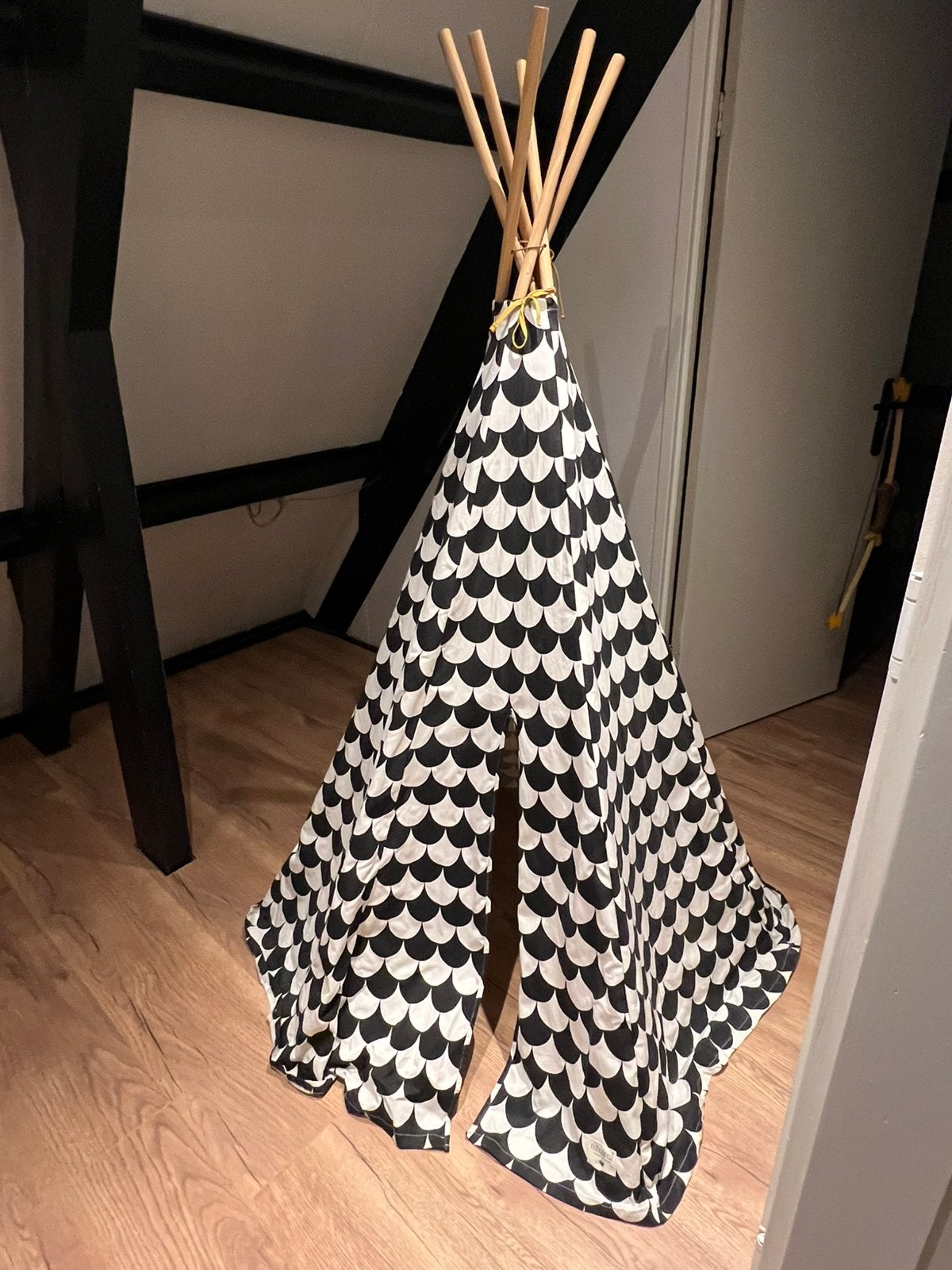 Tipi tent (Nobodinoz), Kinderen en Baby's, Ophalen, Zo goed als nieuw
