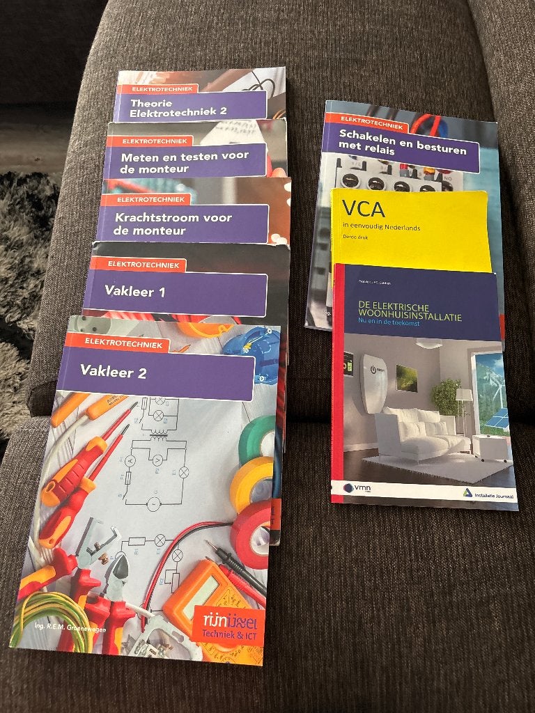 Studieboeken elektrotechniek niveau 2, Boeken, Nieuw, Ophalen of Verzenden, Beta, Vertoog