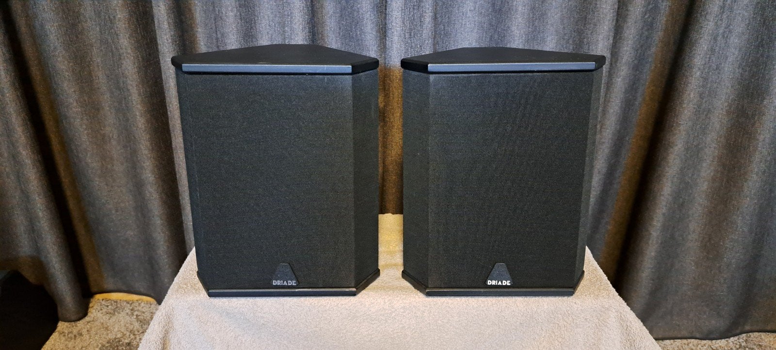 DRIADE STR 12 Boekenplank  SPEAKERS, Overige merken, Refurbished, Ophalen of Verzenden, 60 tot 120 watt