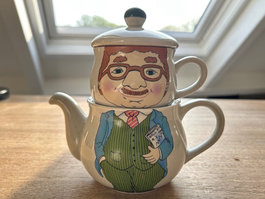 Bijzondere vintage theepot met kopje, aardewerk, vader(dag), Huis en Inrichting, Keuken | Servies, Ophalen, Overige typen, Zo goed als nieuw