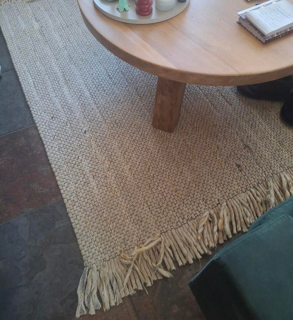 Zuiver vloerkleed - Goede schoonmaakbeurt nodig, Ophalen, Gebruikt, 100 tot 150 cm, Beige