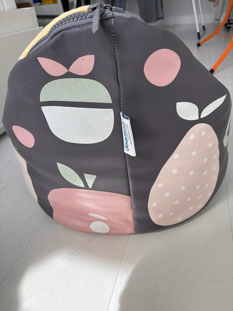 Doomoo Comfy Baby Beanbag - Zo Goed als Nieuw, Wipstoel, Ophalen, Overige merken, Met gordel(s) of riempje(s)