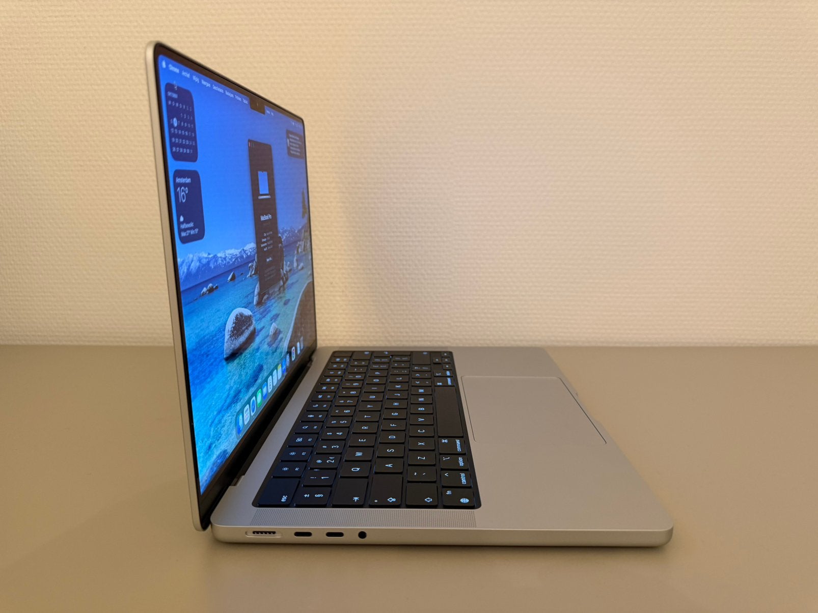 Foto 7 van MacBook Pro 14 M4 Max 1TB 36GB Hagelnieuw Garantie!