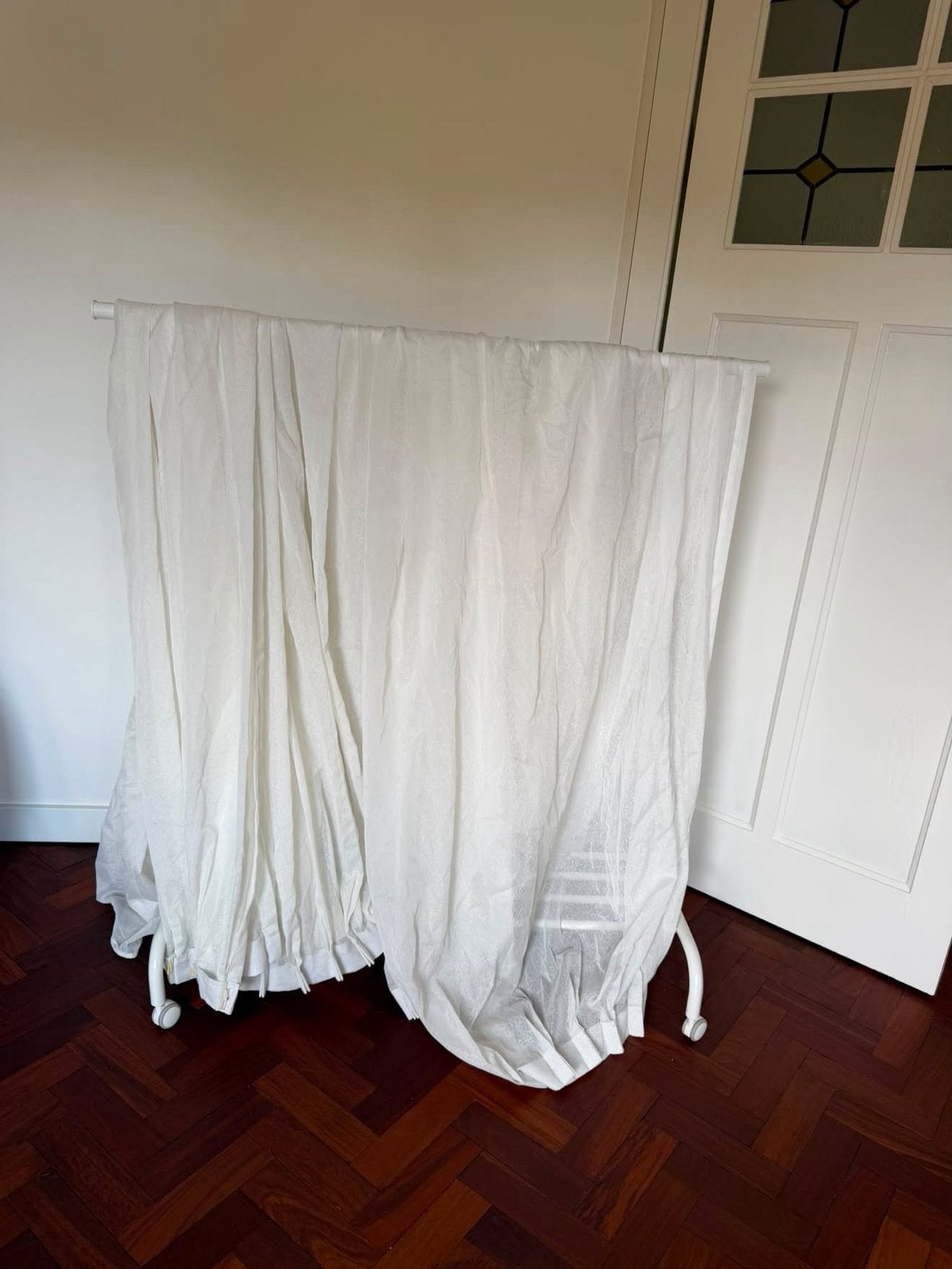 Prachtige 2 Half-Doorzichtige Wit vitrages 2m x 2.30m hoog, Ophalen of Verzenden, Zo goed als nieuw, Wit, Vitrage