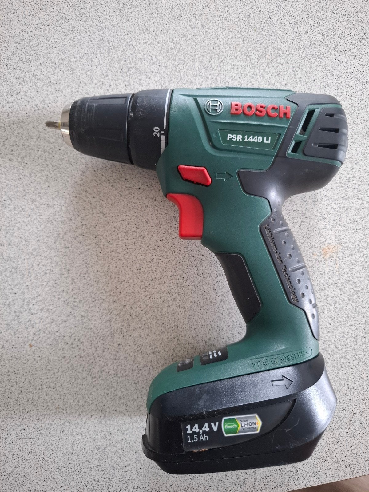Bosch PSR 1440 LI Accuboormachine met oplader, Doe-het-zelf en Verbouw, Gereedschap | Boormachines, Ophalen of Verzenden, Gebruikt