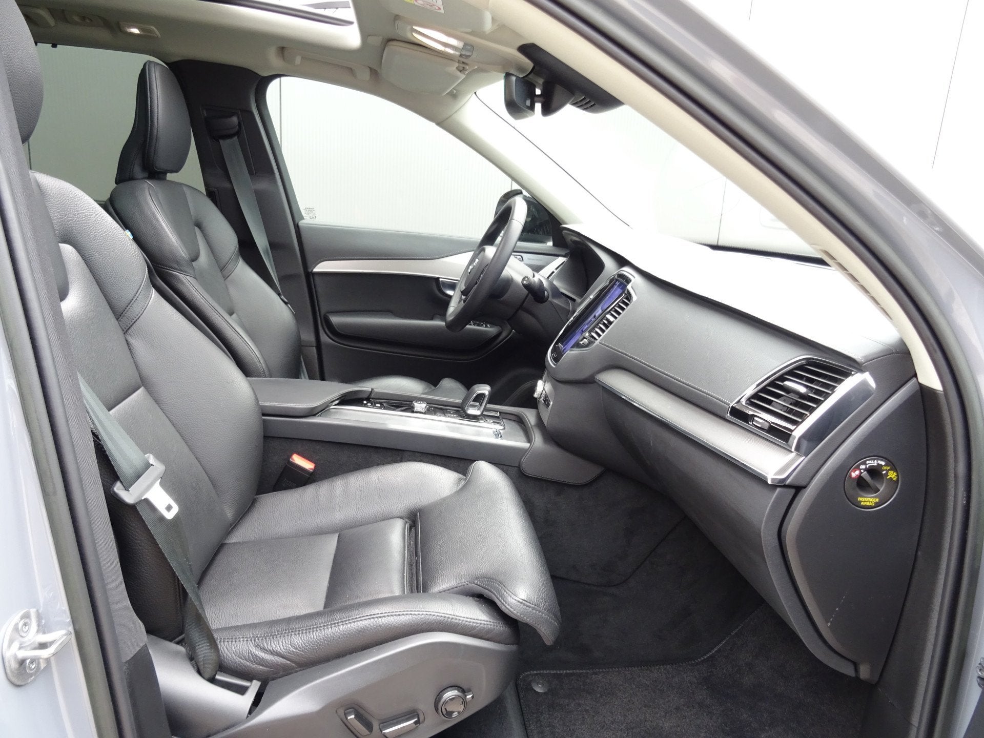 Volvo XC90 2.0 T8 Recharge AWD Ultimate Dark * 360 CAM * H/K, Adaptive Cruise Control, Gebruikt, 4 cilinders, 1969 cc
