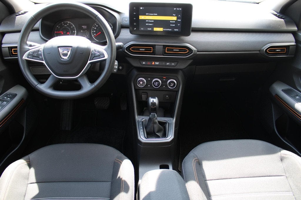 Dacia Sandero Stepway 1.0 TCe 90 Comfort | Trekhaak | Dodeho, Auto's, Dacia, Stof, Overige kleuren, Met garantie (alle), 49 €/maand
