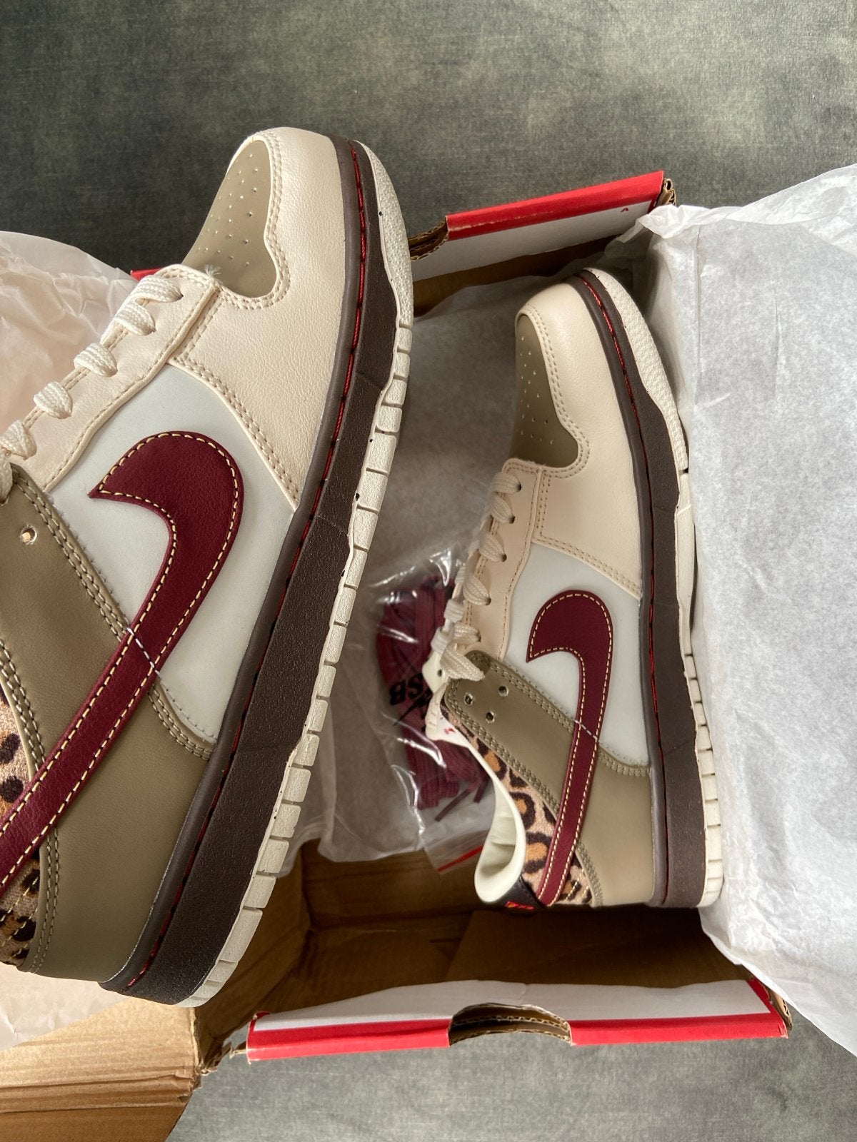 Nike low dunk kakhi leopard, Ophalen of Verzenden, Nieuw, Overige kleuren